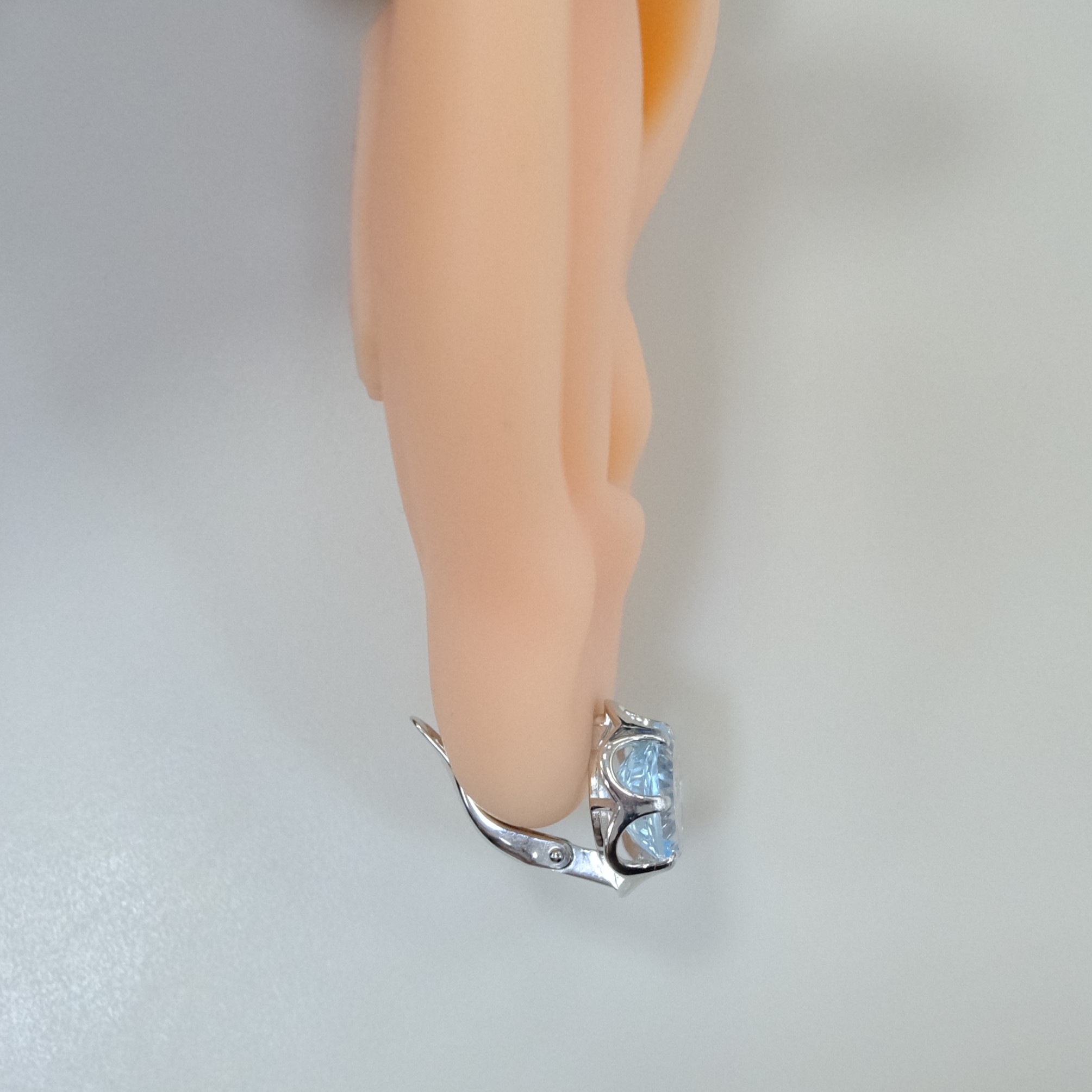 Серебряные серьги с топазами